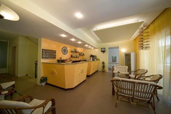 Hotel Ca Vanni Rimini Bagian luar foto